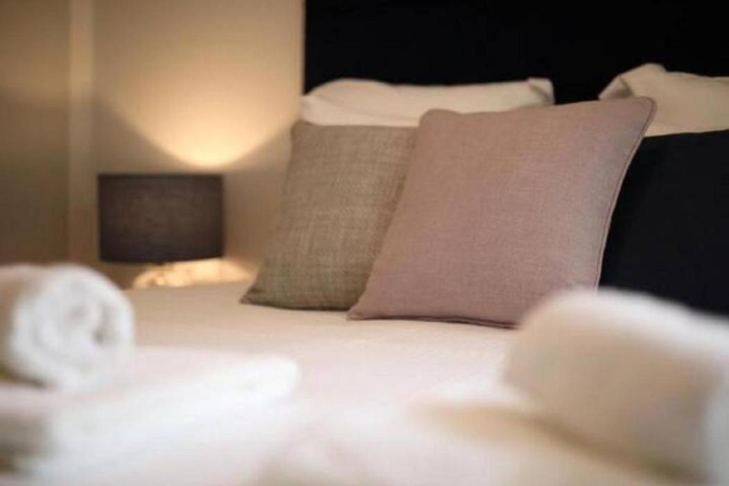 Legeo-luxurious Athenian Apartment *